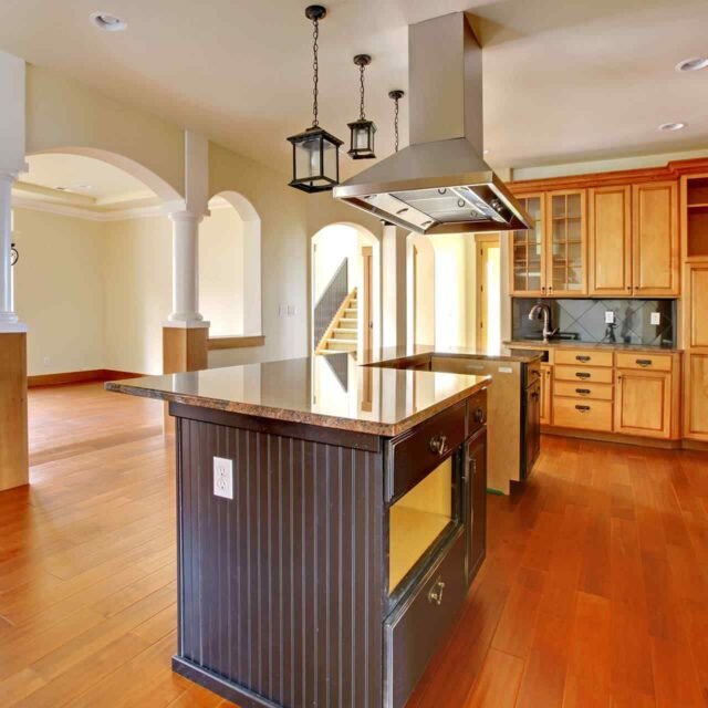 https://handyman.inpact101.com/wp-content/uploads/2018/10/gallery_projects_19-640x640.jpg